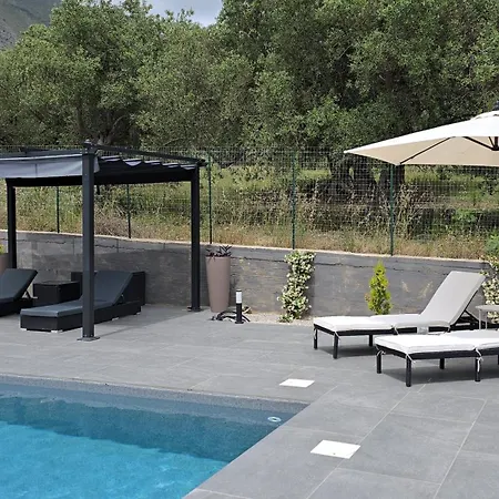 Апартаменты Orlando Трабия